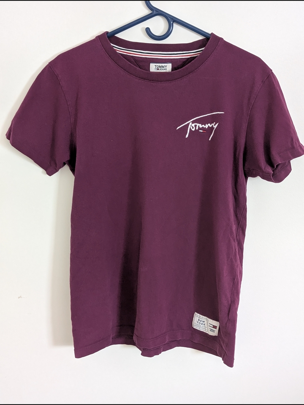 Tommy Jeans Burgundy Graphic Logo Embroidered Cotton Knit Crew Neck T-Shirt M